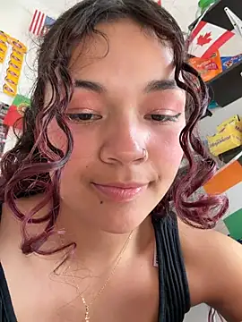 Camilla_Miller01 live