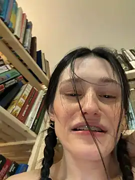 Mia_Mia_M live