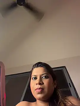 Malika_Secrets live