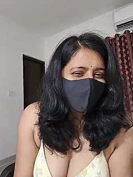 Cute-Maanvi live