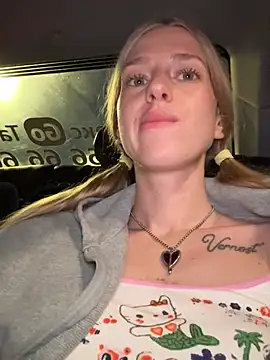 kira_mia live