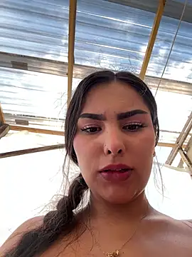 Maddy_Rouse_ live