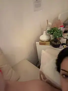 Prettylilgirll live