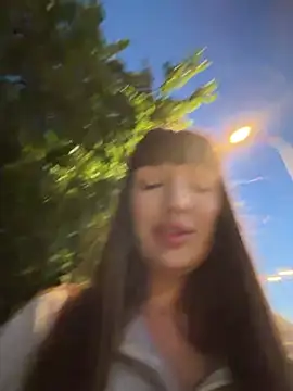 Sophie_Avory live