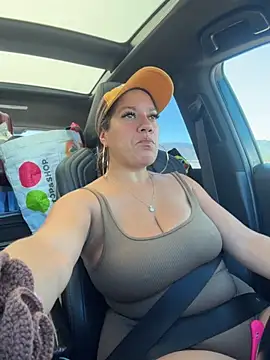 Bigbuttbrooklynn live