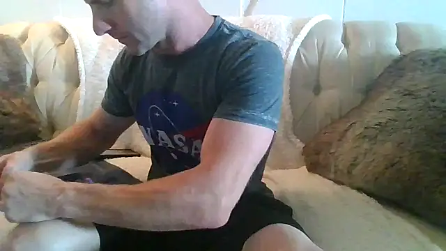 HotStraightDude live