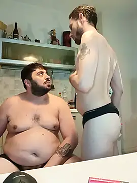 bear_skinny live