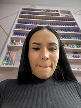 Naatalia live