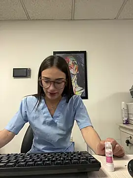 Sweet_Milaa1 live