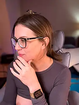 MaiseKnox live