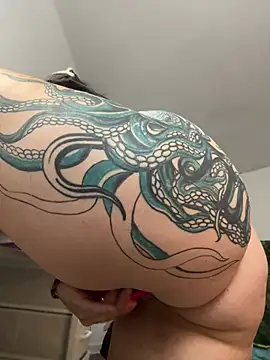 Alix_Valentine live