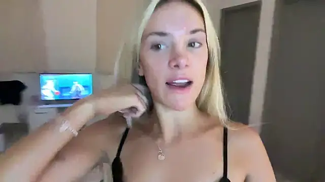 Naughtyblondex live