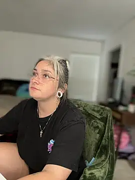 Alix_Valentine live