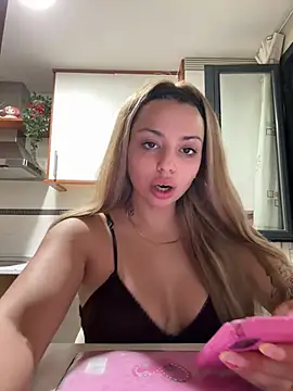 Noeliagglow live