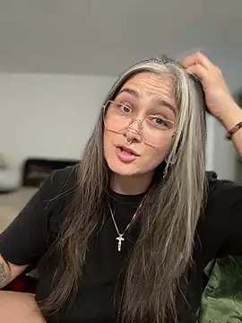 Alix_Valentine live