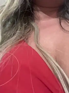 Nanda_loiragostosa live