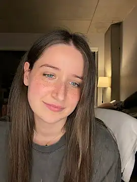 nerdynina live