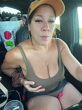 Bigbuttbrooklynn live