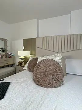 _laura_02 live