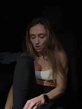 lunagirl13 live