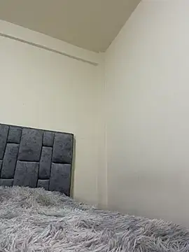 Karlee_Grey1 live