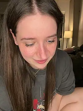 nerdynina live