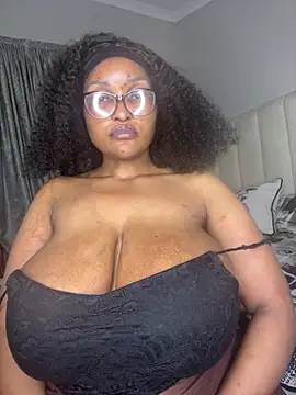 Bustygoddess32 live