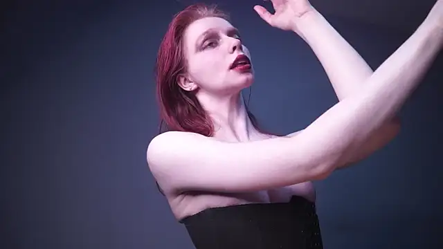 ginger_hugs live