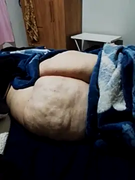 MegaAssMature live