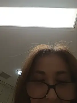 NeedyNina live