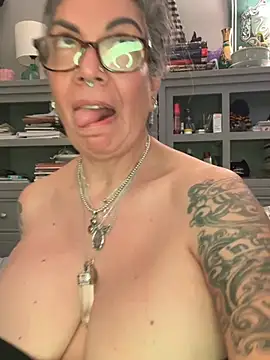 dieseldame1313 live