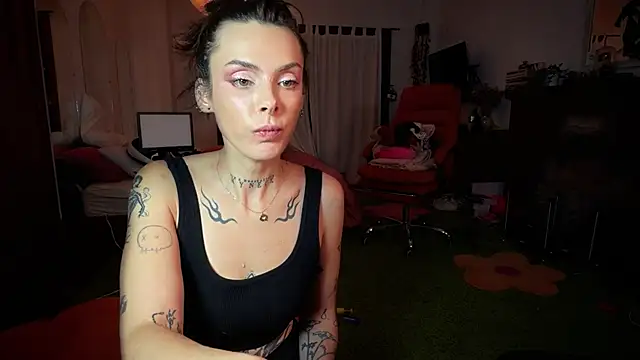 GennaJames live