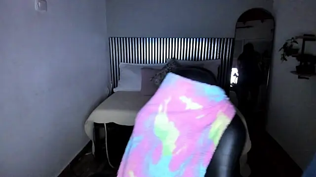 Alisson_Pinkey live