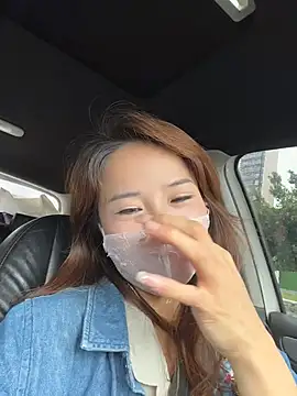 kiss_loo live