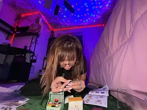 moan4mona live