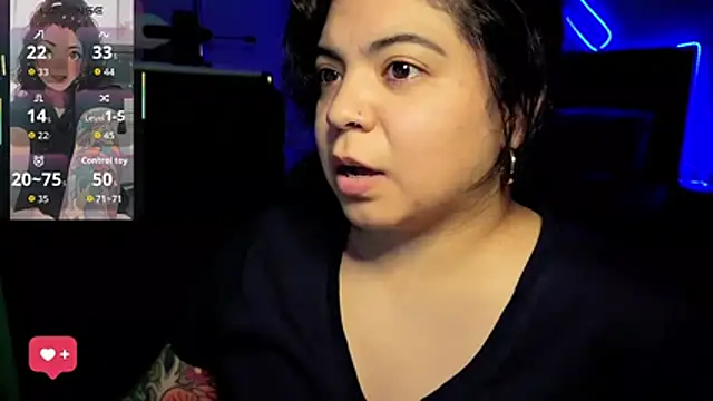 kimmiakiss22 live