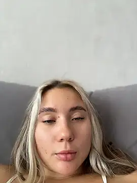 Mrs_Lust live