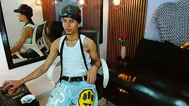 Skinny_cute_Alyer live