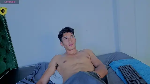 Zayn_Moretti live