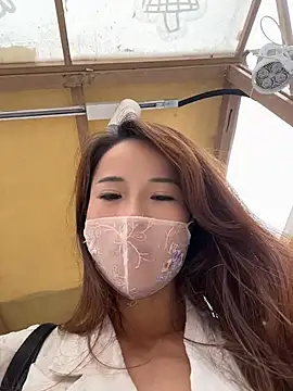 kiss_loo live