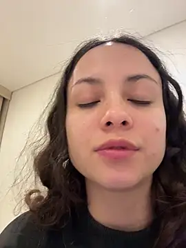 Megan_Rodrigo live