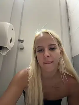LikaCat live