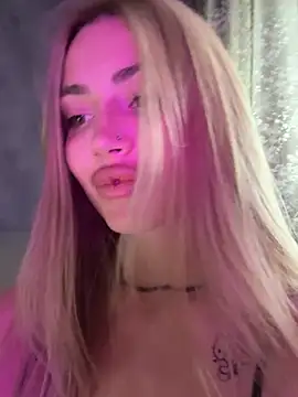 Elizabeth_Tay live