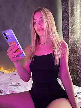 Elizabeth_Tay live