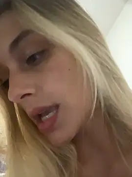 Bellalolahot live