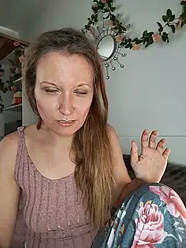 Candy_Cougar live