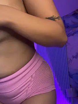 valerie20_ live