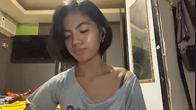 YukikoSchaefers live