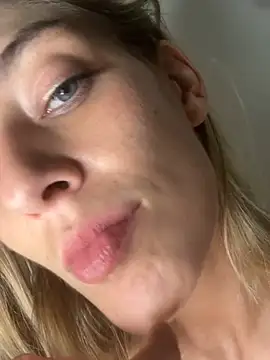 Bellalolahot live