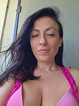 Risky_woman live